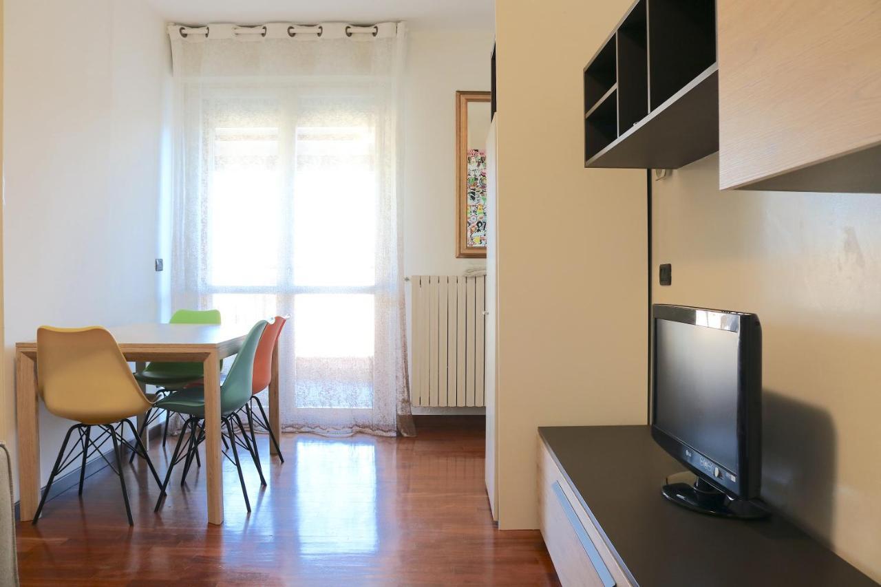 Happy Flat With Terrace Apartment Milan Exterior photo